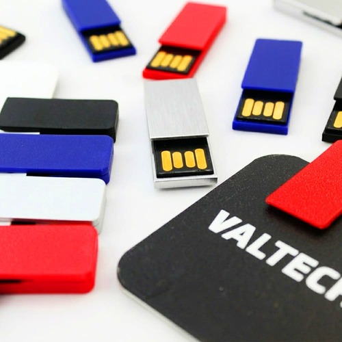 Mini Pen Drive Bellinge Clip de Plástico