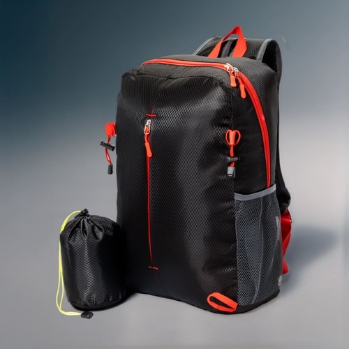 Mochila Dobrável 16L em Poliéster Impermeável