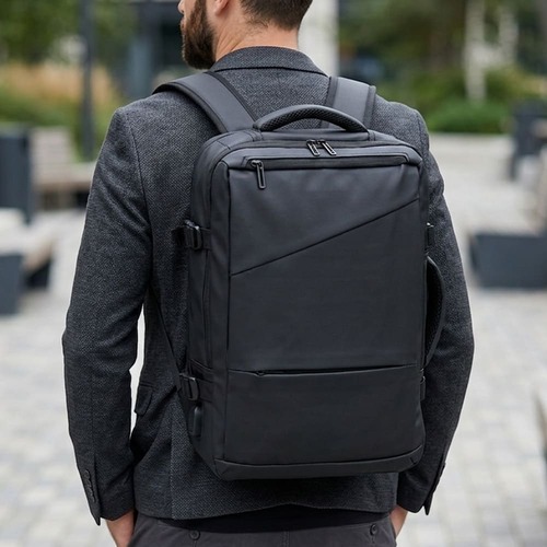 Mochila Expansível de Couro Sintético 36 Litros