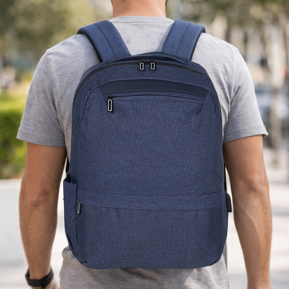 Mochila Rucksack Cliff Nylon 21L com USB